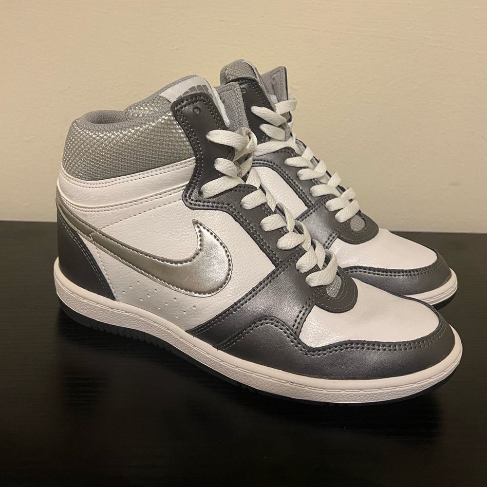 RARE Nike Force sky High shoes